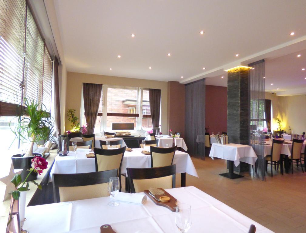 Hotel Akazienhof دوسبرغ المظهر الخارجي الصورة